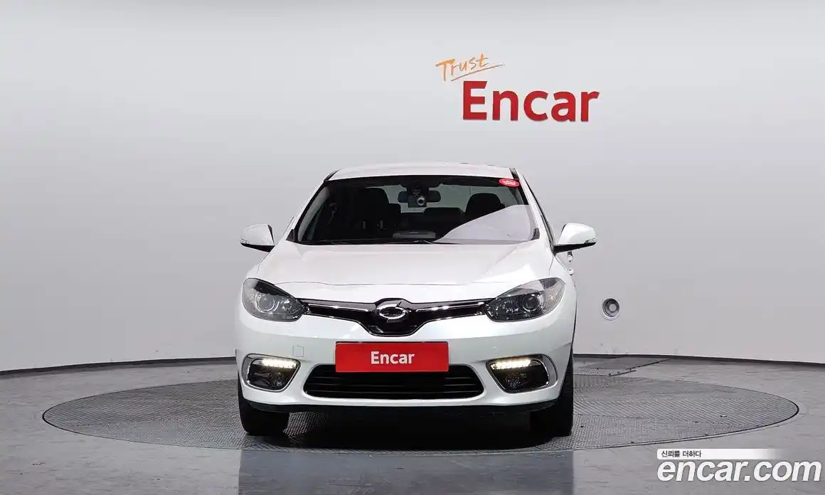 Renault SM3 2015 1.6 Автомат в Москве № 299223, фото 16