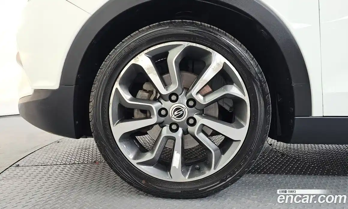 SsangYong TIBOLI 2016 1.6 Автомат в Москве № 30360, фото 16