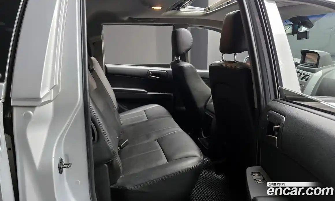 SsangYong Korando 2015 2.0 Автомат в Москве № 30395, фото 12