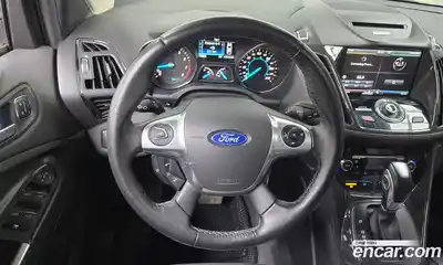 Ford Escape, 2015