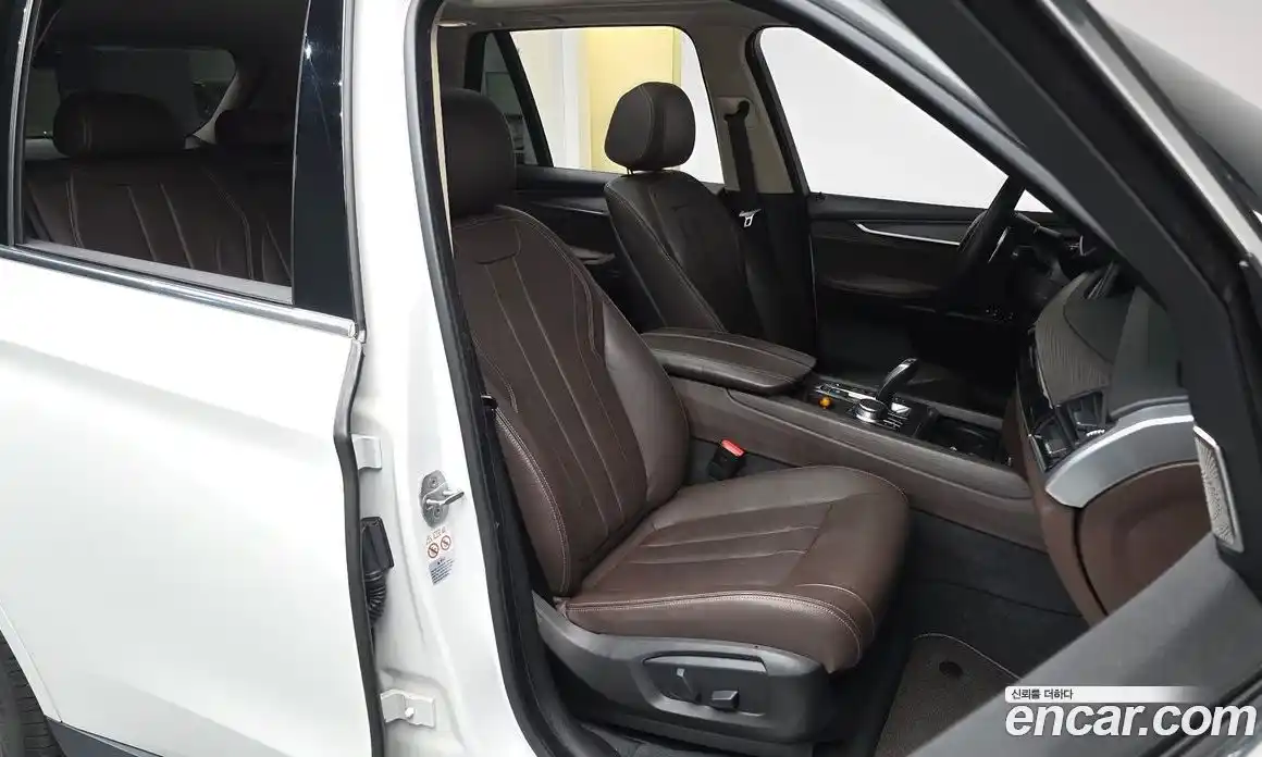 BMW X5 2018 2.0 Автомат в Москве № 304681, фото 1