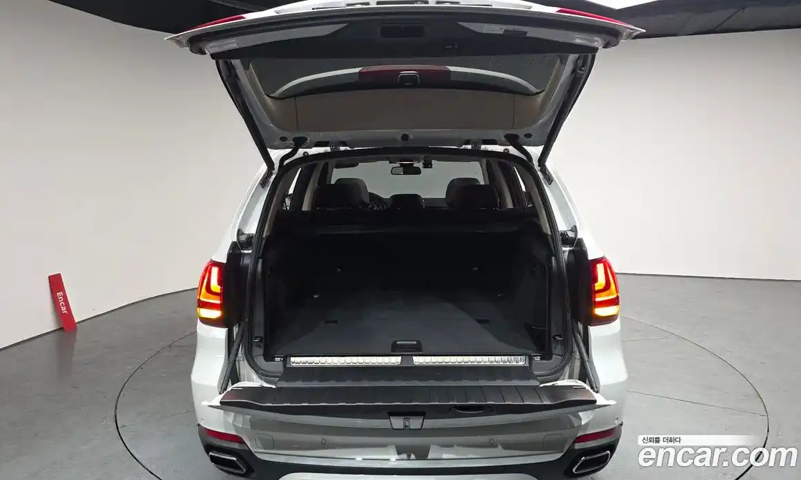 BMW X5 2018 2.0 Автомат в Москве № 304681, фото 15