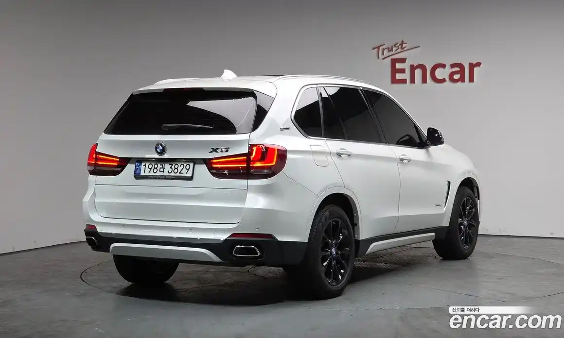 BMW X5 2018 2.0 Автомат в Москве № 304681, фото 10