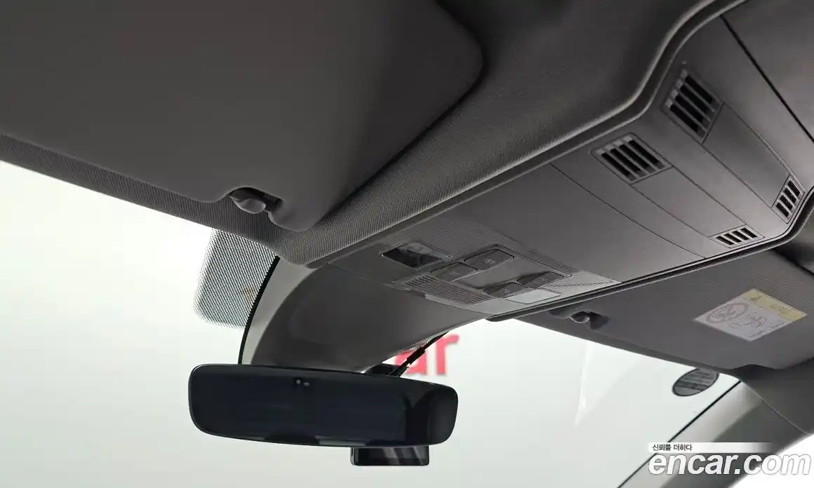 Volkswagen Tiguan 2023 2.0 Автомат в Москве № 317840, фото 12