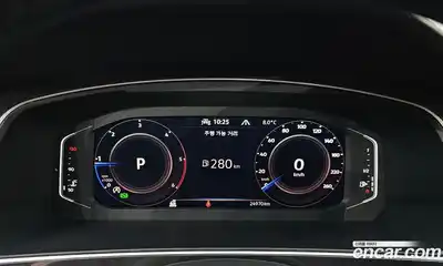 Volkswagen Tiguan 2023 2.0 Автомат в Москве № 317840, миниатюра 3