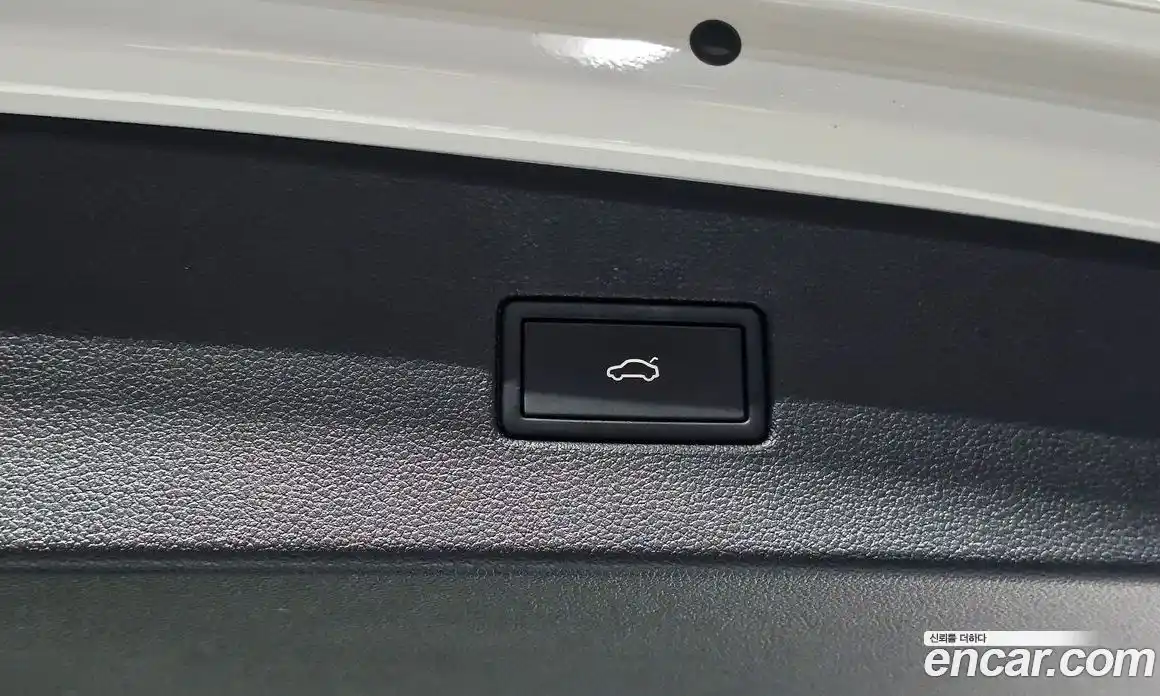 Volkswagen Tiguan 2023 2.0 Автомат в Москве № 317840, фото 10