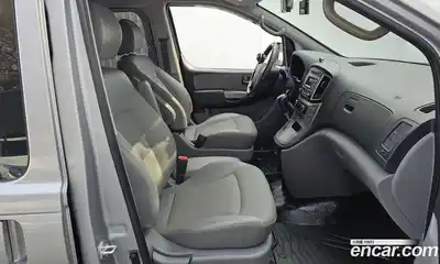Hyundai Starex 2017 2.5 Автомат в Москве № 319269, миниатюра 2