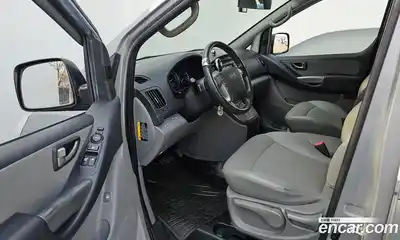 Hyundai Starex 2017 2.5 Автомат в Москве № 319269, миниатюра 9