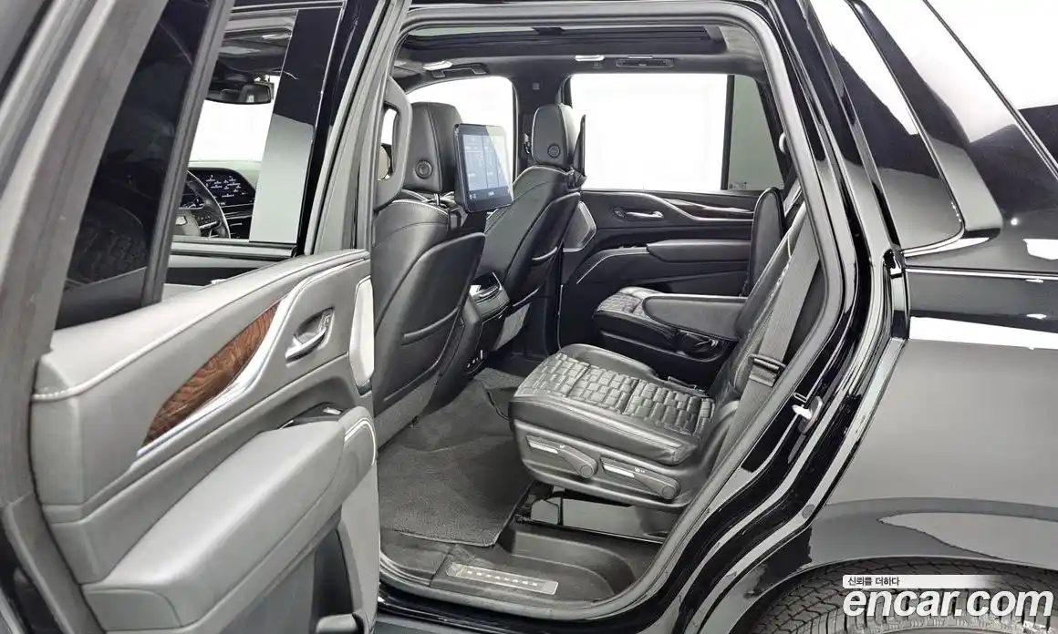 Cadillac Escalade 2021 6.2 Автомат в Москве № 320939, фото 16