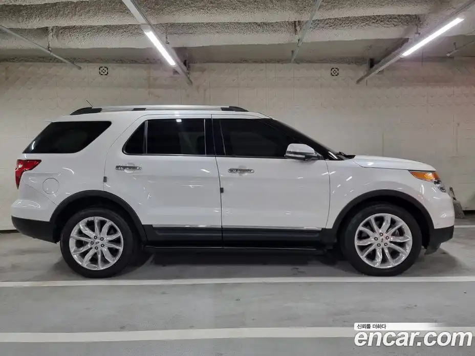Ford Explorer 2015 3.5 Автомат в Москве № 335386, фото 9