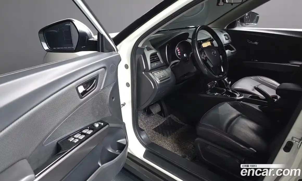 SsangYong TIBOLI 2019 1.6 Автомат в Москве № 35345, фото 19