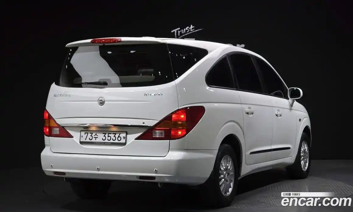 SsangYong Rodius 2013 2.0 Автомат в Москве № 36006, фото 14