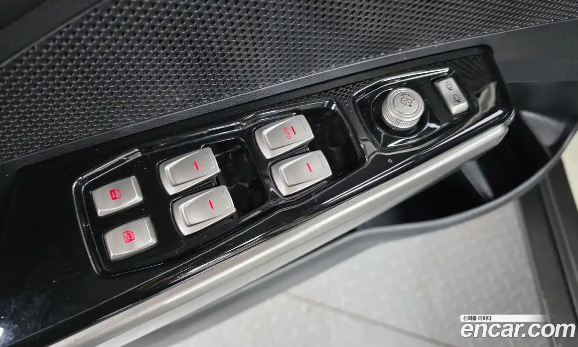 SsangYong TIBOLI 2015 1.6 Автомат в Москве № 36453, фото 14