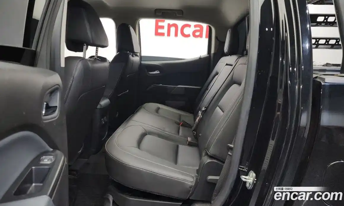 Chevrolet Colorado 2021 3.6 Автомат в Москве № 37218, фото 17