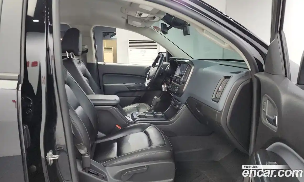 Chevrolet Colorado 2021 3.6 Автомат в Москве № 37218, фото 20