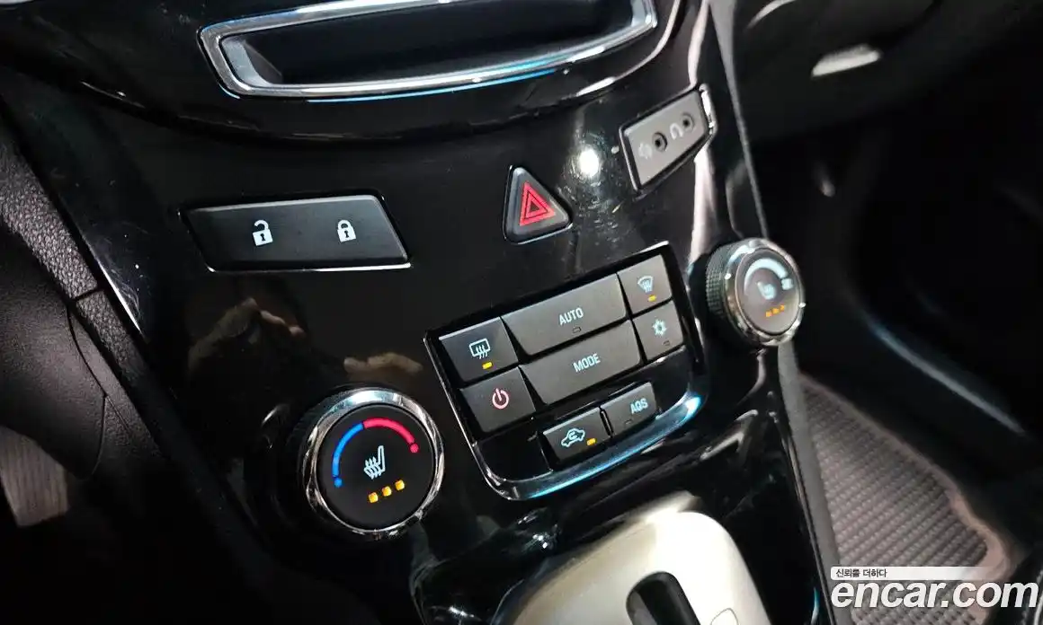 Chevrolet Orlando 2012 2.0 Автомат в Москве № 40288, фото 16