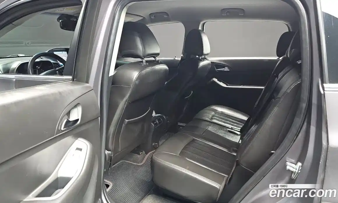 Chevrolet Orlando 2012 2.0 Автомат в Москве № 40288, фото 4