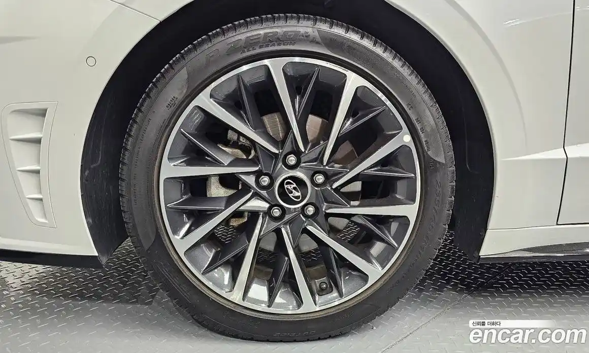 Hyundai Sonata 2022 1.6 Автомат в Москве № 48686, фото 16