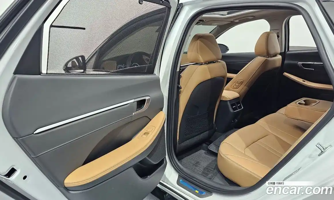 Hyundai Sonata 2022 1.6 Автомат в Москве № 48686, фото 17