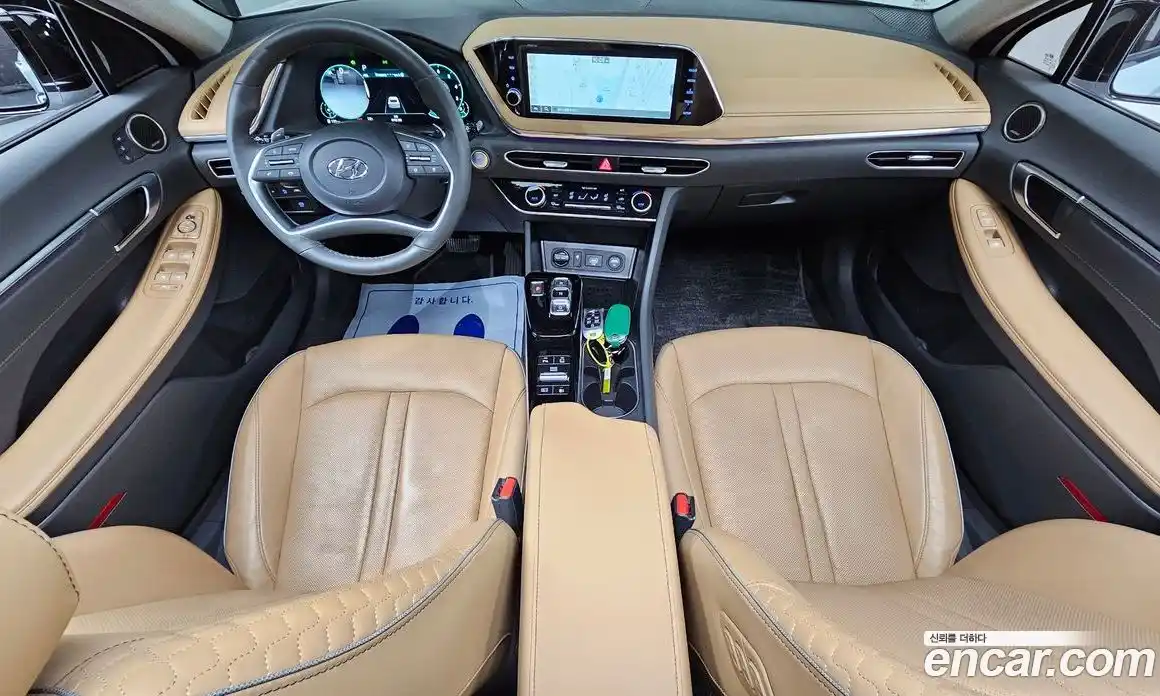 Hyundai Sonata 2022 1.6 Автомат в Москве № 48686, фото 4