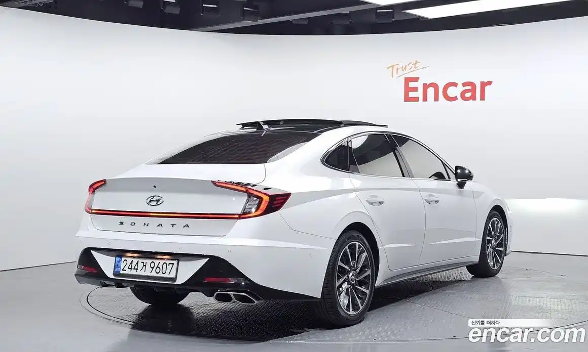 Hyundai Sonata 2022 1.6 Автомат в Москве № 48686, фото 7