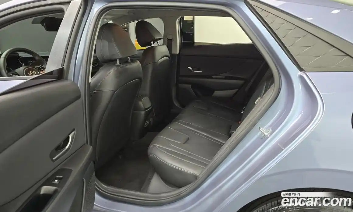 Hyundai Avante 2024 1.6 Автомат в Москве № 49516, фото 10