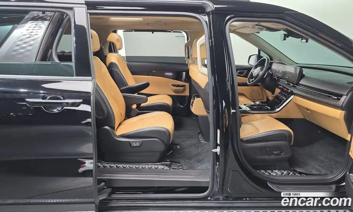 Kia Canival 2023 2.2 Автомат в Москве № 50987, фото 16