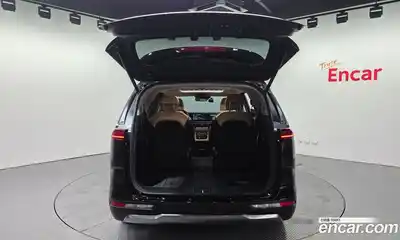 Kia Canival 2023 2.2 Автомат в Москве № 50987, миниатюра 2