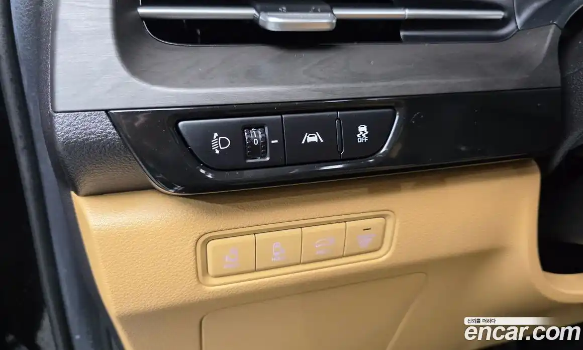 Kia Canival 2023 2.2 Автомат в Москве № 50987, фото 3