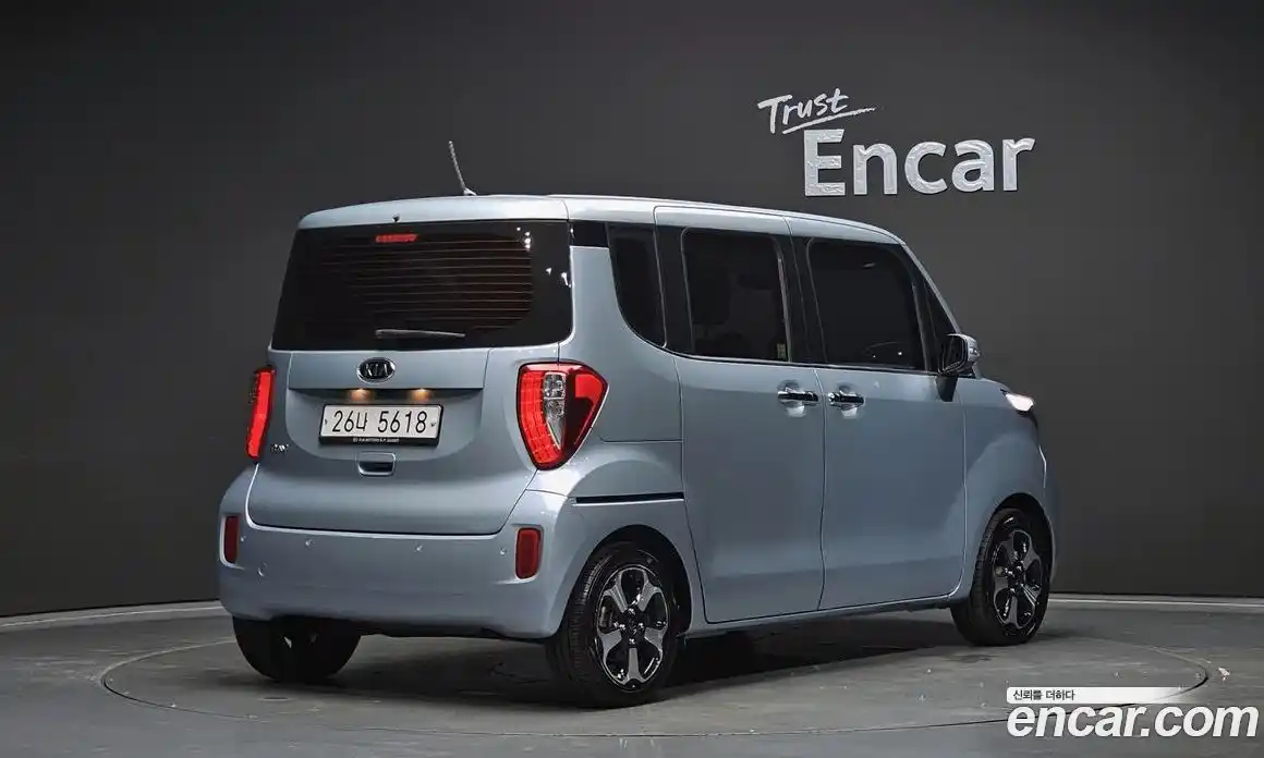 Kia Ray 2012 1.0 Автомат в Москве № 53316, фото 17