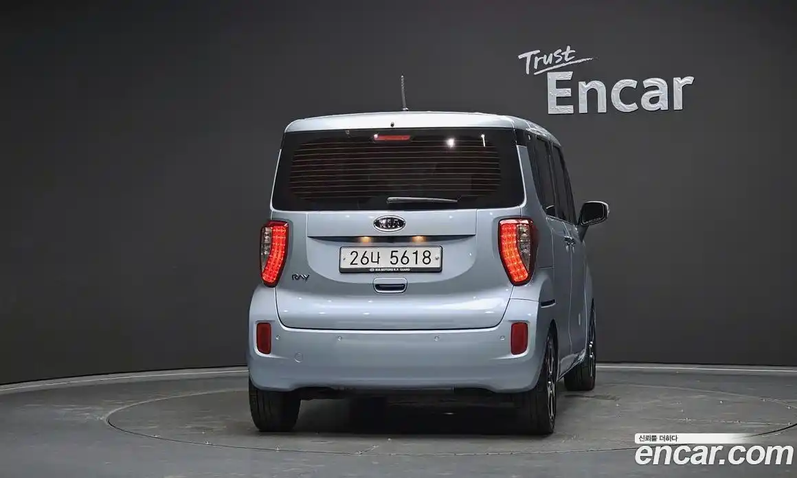 Kia Ray 2012 1.0 Автомат в Москве № 53316, фото 8