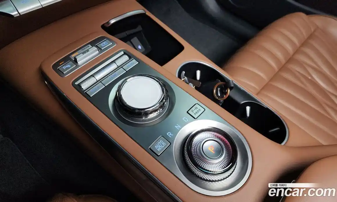 Genesis GV70 2023 2.5 Автомат в Москве № 56805, фото 5