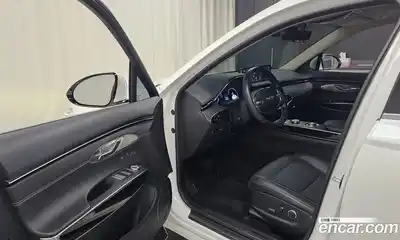 Genesis GV70 2022 2.5 Автомат в Москве № 59323, миниатюра 2