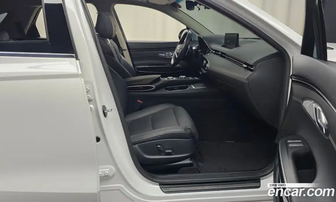 Genesis GV70 2022 2.5 Автомат в Москве № 59323, фото 5