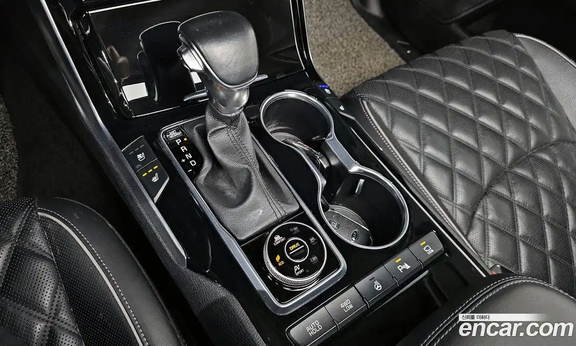 Kia Mohave 2021 3.0 Автомат в Москве № 7135, фото 3