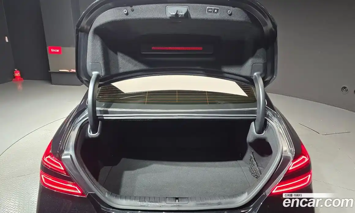 Genesis G70 2023 2.0 Автомат в Москве № 83298, фото 11