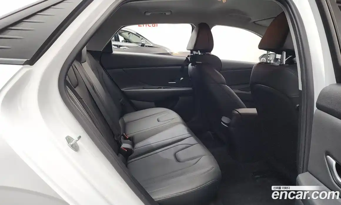 Hyundai Avante 2021 1.6 Автомат в Москве № 91507, фото 8