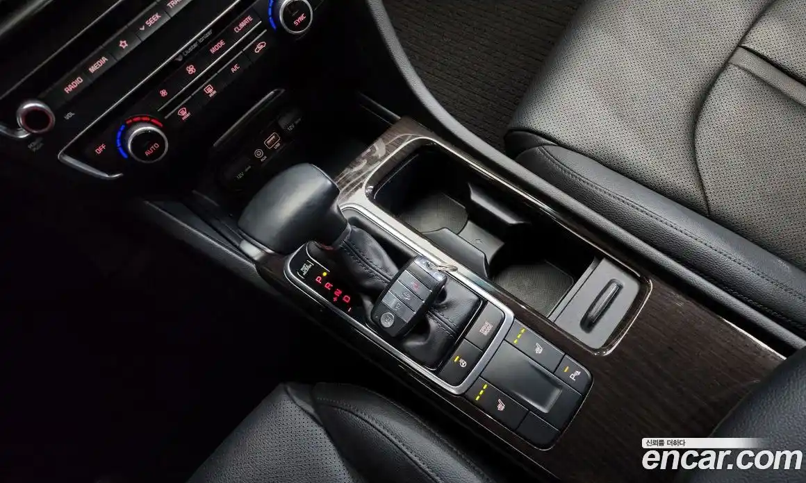 Kia K5 2018 2.0 Автомат в Москве № 9713, фото 14