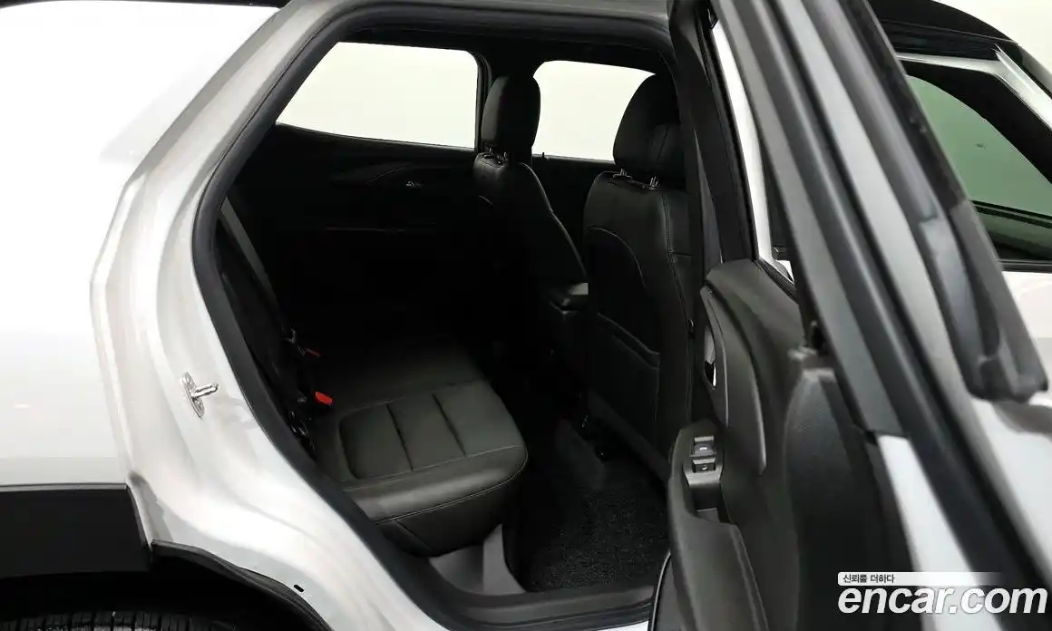 Chevrolet TrailBlazer 2023 1.3 Автомат в Москве № 104468, фото 9