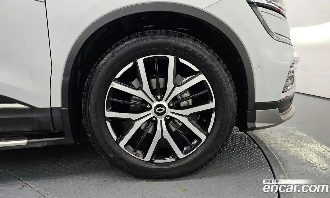 Renault QM6 2021 2.0 Автомат в Москве № 107505, фото 14