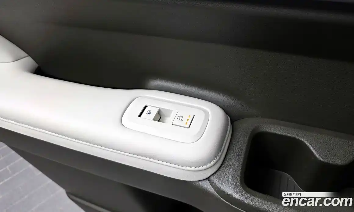 Hyundai Santa Fe 2024 2.5 Автомат в Москве № 107669, фото 12