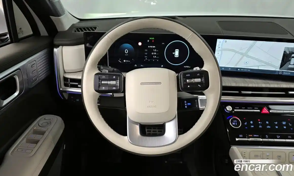 Hyundai Santa Fe 2024 2.5 Автомат в Москве № 107669, фото 13