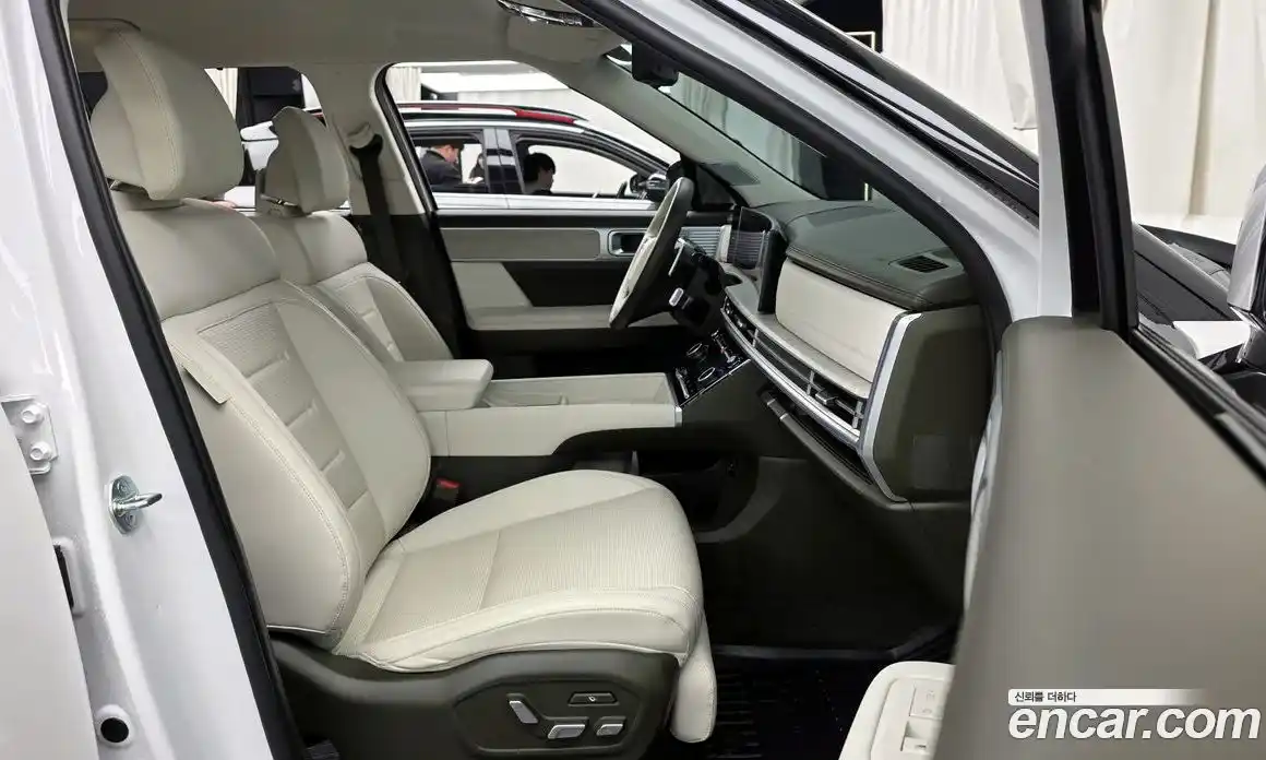 Hyundai Santa Fe 2024 2.5 Автомат в Москве № 107669, фото 5