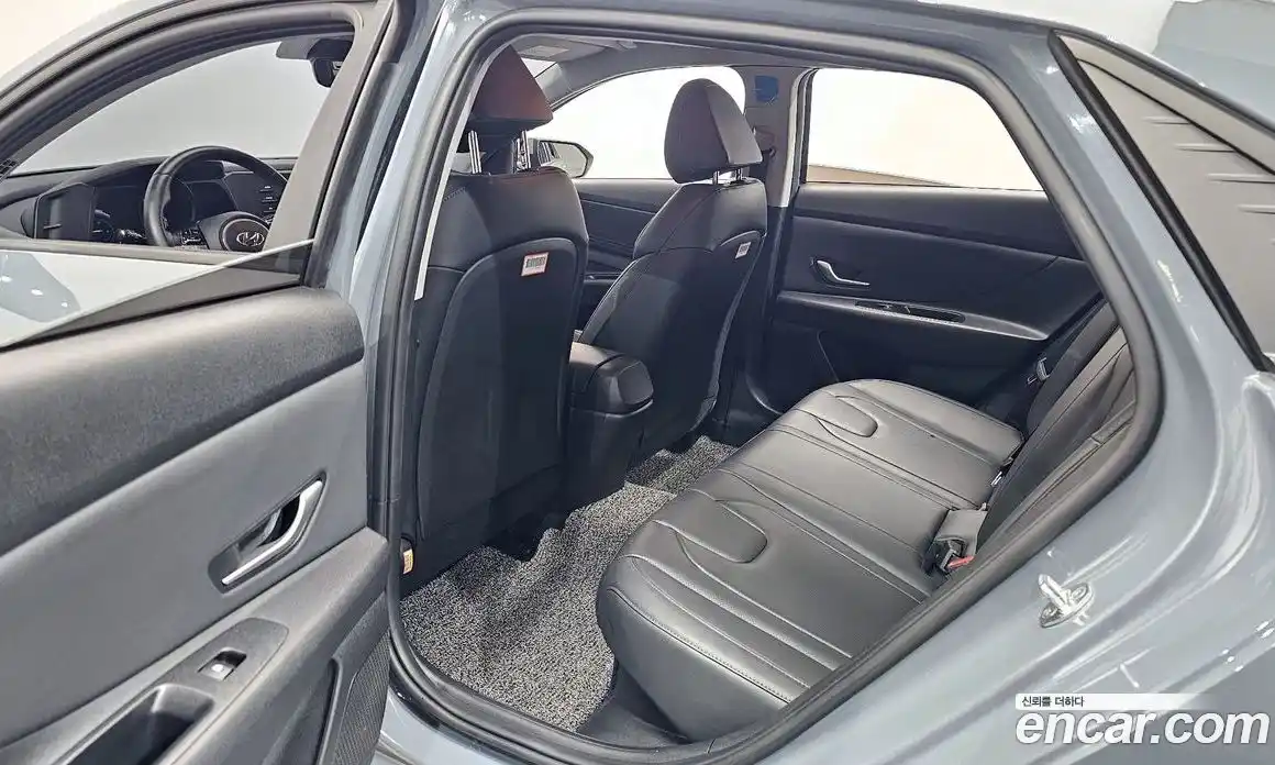 Hyundai Avante 2022 1.6 Автомат в Москве № 108580, фото 14