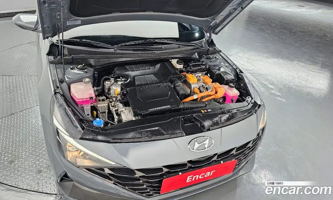 Hyundai Avante 2022 1.6 Автомат в Москве № 108580, фото 9