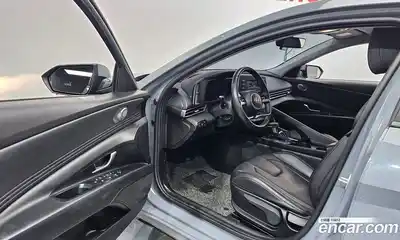 Hyundai Avante 2022 1.6 Автомат в Москве № 108580, миниатюра 10