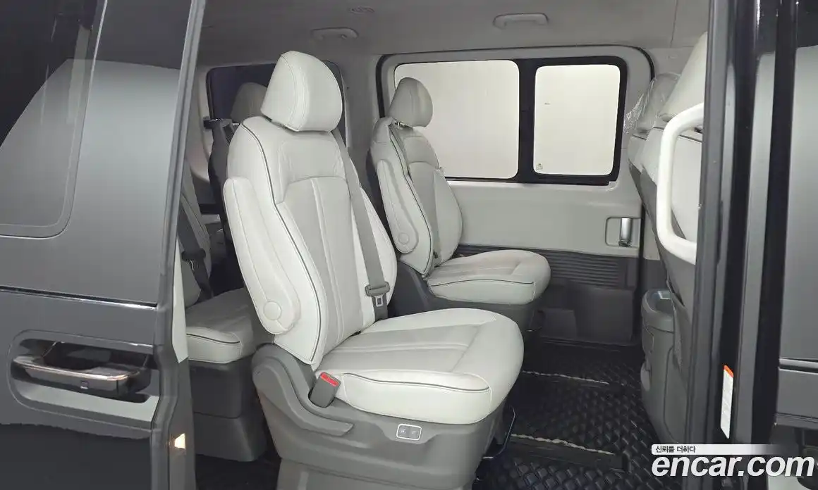 Hyundai Staria 2022 2.2 Автомат в Москве № 112743, фото 20