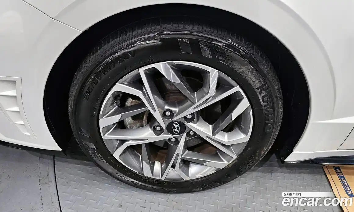 Hyundai Sonata 2022 2.0 Автомат в Москве № 113242, фото 14