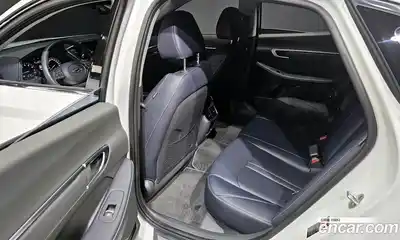 Hyundai Sonata 2022 2.0 Автомат в Москве № 113242, миниатюра 4