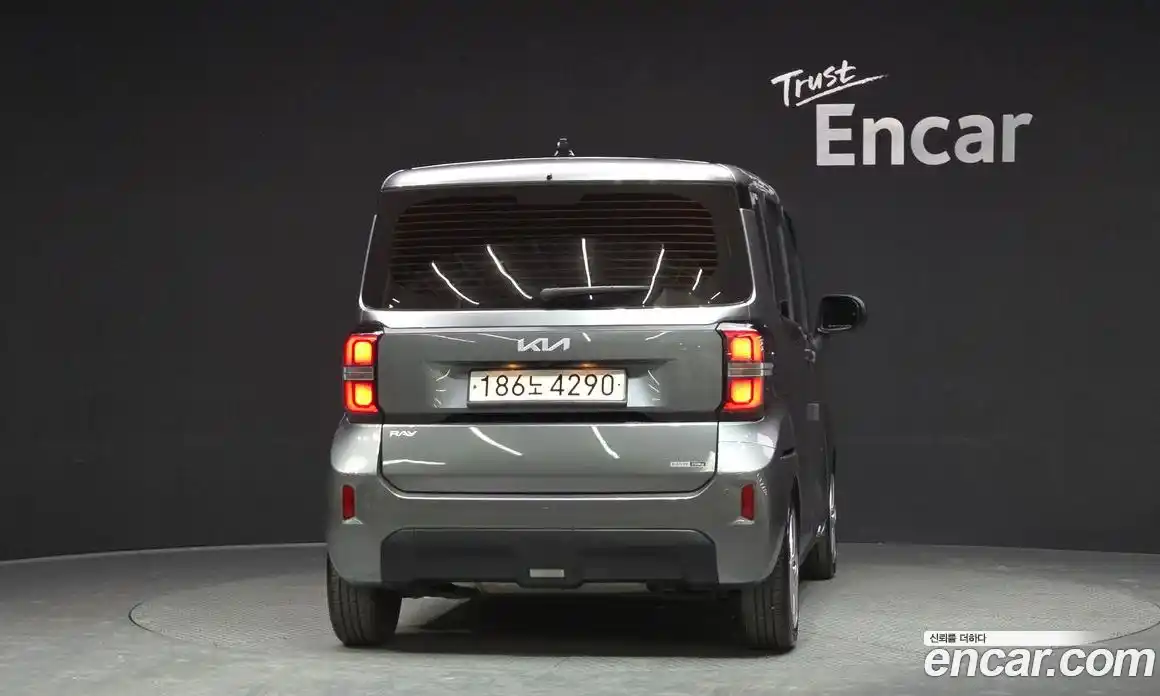 Kia Ray 2024 1.0 Автомат в Москве № 120934, фото 5